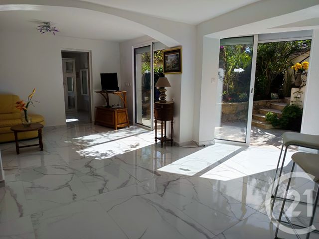 Maison à vendre - 4 pièces - 131 m2 - Ste Maxime - 83 - PROVENCE-ALPES-COTE-D-AZUR