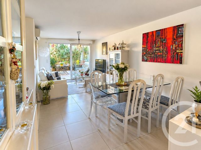 Appartement F3 &agrave; vendre - 3 pi&egrave;ces - 80 m2 - Cogolin - 83 - PROVENCE-ALPES-COTE-D-AZUR