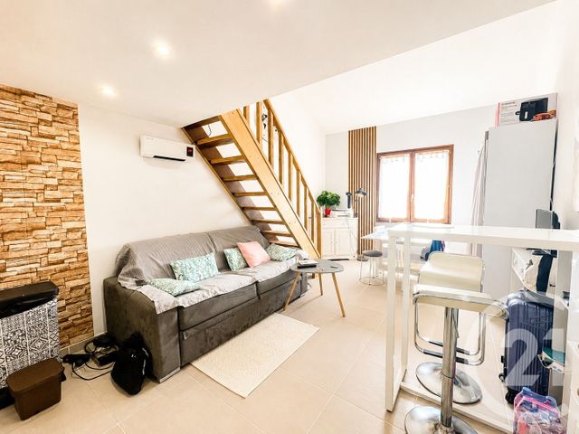 Appartement F2 &agrave; vendre - 2 pi&egrave;ces - 29,70 m2 - Le Plan De La Tour - 83 - PROVENCE-ALPES-COTE-D-AZUR