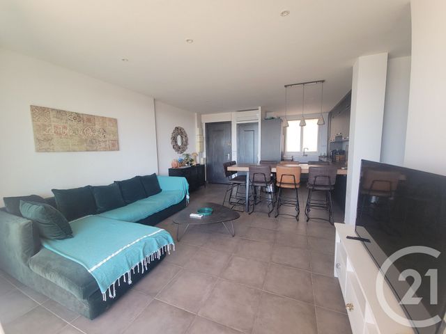 Appartement T3 à vendre - 3 pièces - 57,60 m2 - Ste Maxime - 83 - PROVENCE-ALPES-COTE-D-AZUR