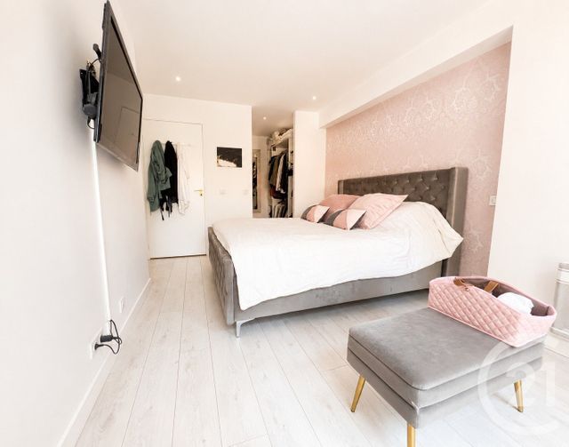 Appartement F4 &agrave; vendre - 4 pi&egrave;ces - 77 m2 - Cogolin - 83 - PROVENCE-ALPES-COTE-D-AZUR