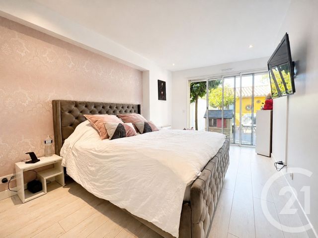 Appartement F4 &agrave; vendre - 4 pi&egrave;ces - 77 m2 - Cogolin - 83 - PROVENCE-ALPES-COTE-D-AZUR