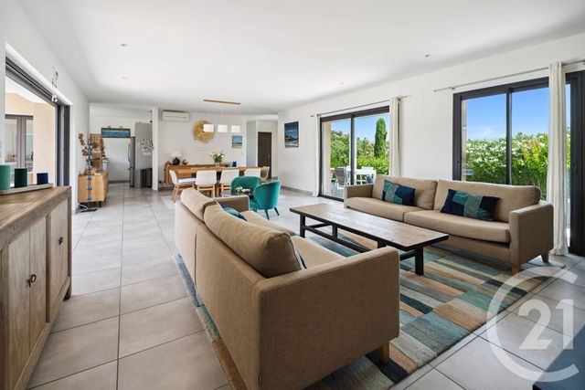 Maison à vendre - 5 pièces - 184,20 m2 - Cogolin - 83 - PROVENCE-ALPES-COTE-D-AZUR