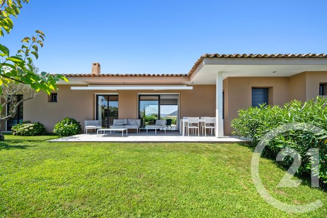 Maison à vendre - 5 pièces - 184,20 m2 - Cogolin - 83 - PROVENCE-ALPES-COTE-D-AZUR