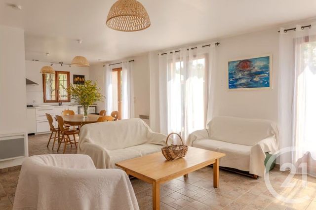 Maison à vendre - 10 pièces - 300 m2 - Cogolin - 83 - PROVENCE-ALPES-COTE-D-AZUR