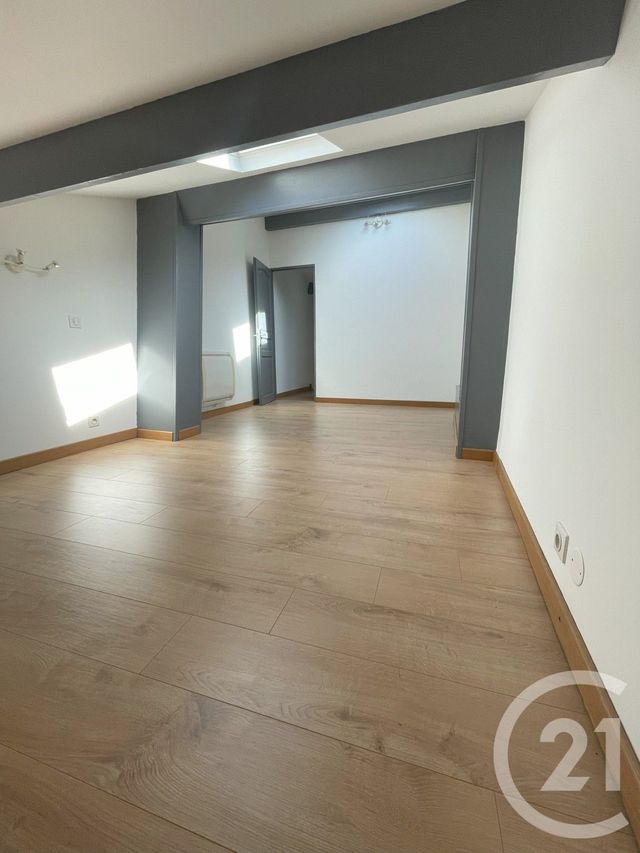 Appartement Duplex à vendre - 4 pièces - 72,50 m2 - Cogolin - 83 - PROVENCE-ALPES-COTE-D-AZUR