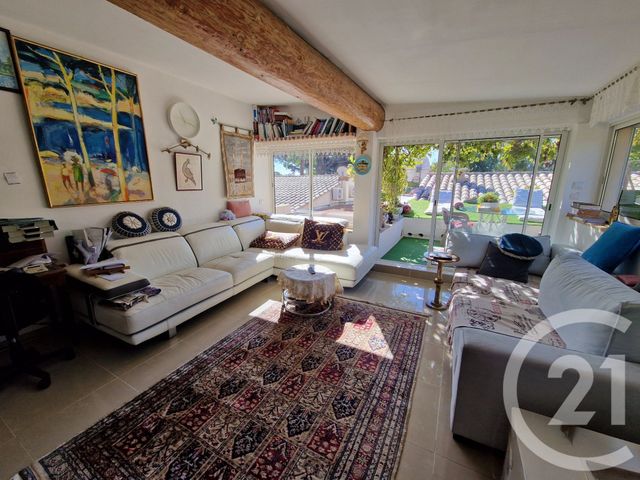 Maison à vendre - 8 pièces - 237 m2 - Ste Maxime - 83 - PROVENCE-ALPES-COTE-D-AZUR