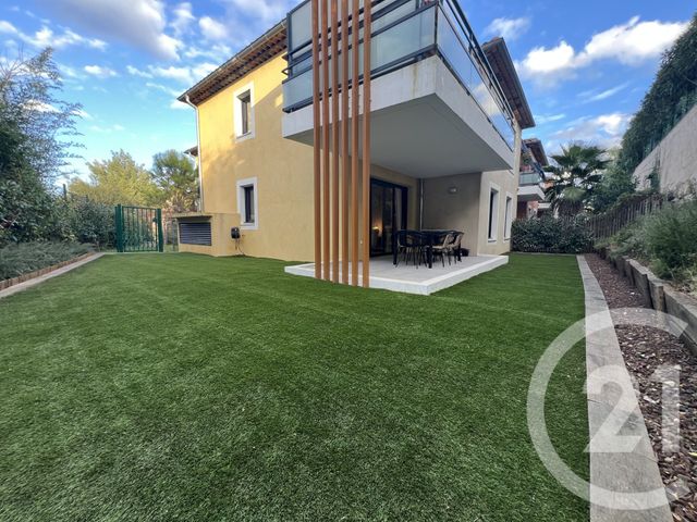 Appartement F3 &agrave; vendre - 3 pi&egrave;ces - 71,04 m2 - Cogolin - 83 - PROVENCE-ALPES-COTE-D-AZUR