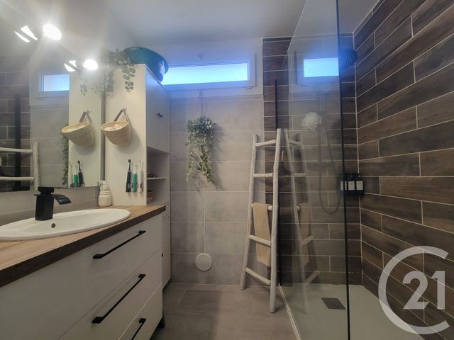 Appartement T3 &agrave; vendre - 3 pi&egrave;ces - 65 m2 - Cogolin - 83 - PROVENCE-ALPES-COTE-D-AZUR