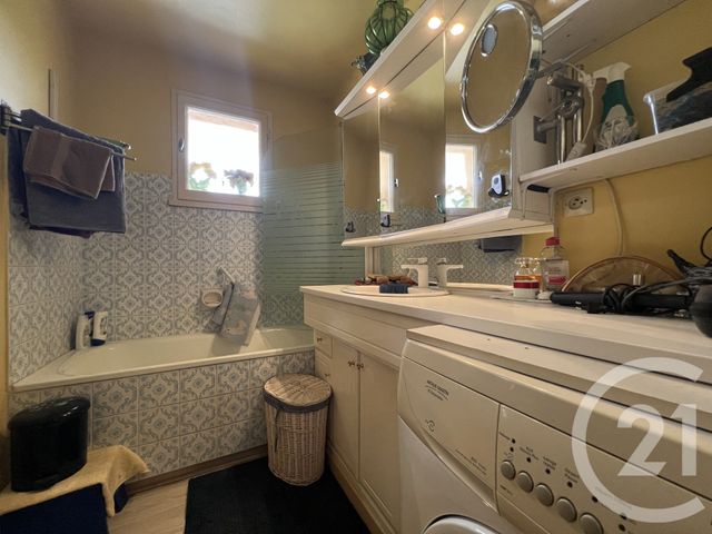 Appartement F2 &agrave; vendre - 2 pi&egrave;ces - 50,85 m2 - Cogolin - 83 - PROVENCE-ALPES-COTE-D-AZUR