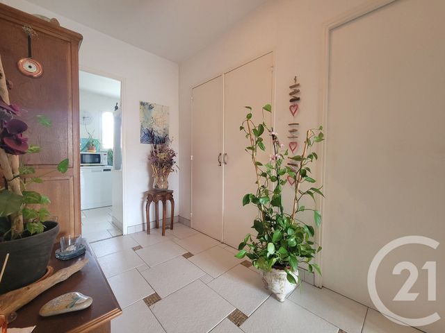 Appartement T4 &agrave; vendre - 4 pi&egrave;ces - 73,97 m2 - Cogolin - 83 - PROVENCE-ALPES-COTE-D-AZUR