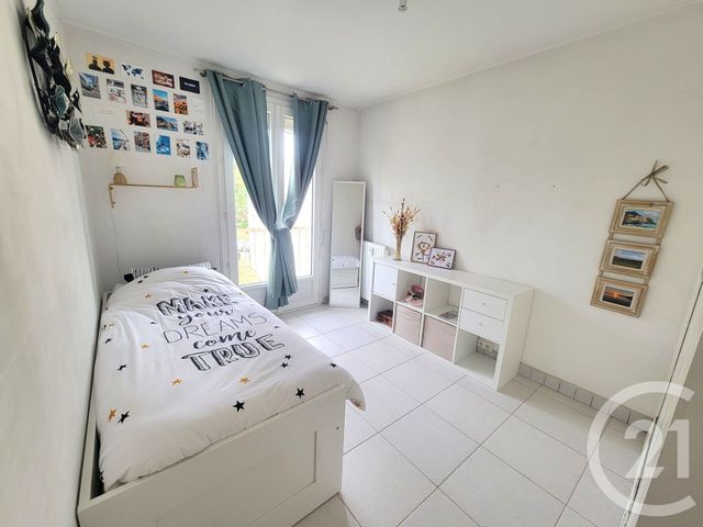 Appartement T4 &agrave; vendre - 4 pi&egrave;ces - 73,97 m2 - Cogolin - 83 - PROVENCE-ALPES-COTE-D-AZUR