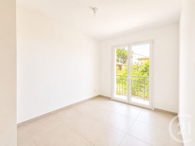 Appartement F3 &agrave; vendre - 3 pi&egrave;ces - 63,52 m2 - Cogolin - 83 - PROVENCE-ALPES-COTE-D-AZUR