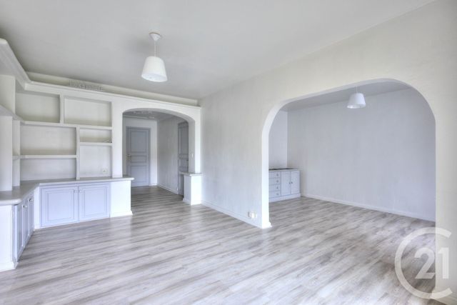 Appartement T4 &agrave; vendre - 4 pi&egrave;ces - 71,27 m2 - Cogolin - 83 - PROVENCE-ALPES-COTE-D-AZUR