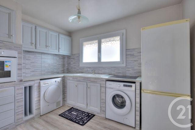 Appartement T4 &agrave; vendre - 4 pi&egrave;ces - 71,27 m2 - Cogolin - 83 - PROVENCE-ALPES-COTE-D-AZUR