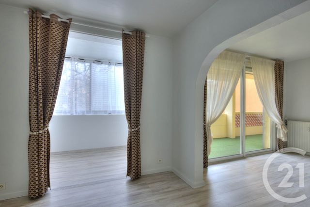 Appartement T4 &agrave; vendre - 4 pi&egrave;ces - 71,27 m2 - Cogolin - 83 - PROVENCE-ALPES-COTE-D-AZUR