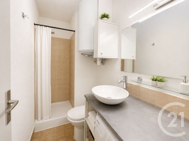 Appartement Studio &agrave; vendre - 1 pi&egrave;ce - 21 m2 - Ste Maxime - 83 - PROVENCE-ALPES-COTE-D-AZUR