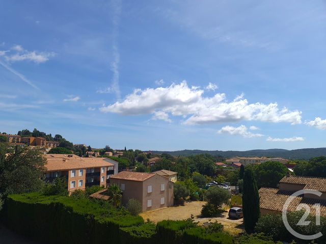 Appartement T3 à vendre - 3 pièces - 72 m2 - Cogolin - 83 - PROVENCE-ALPES-COTE-D-AZUR