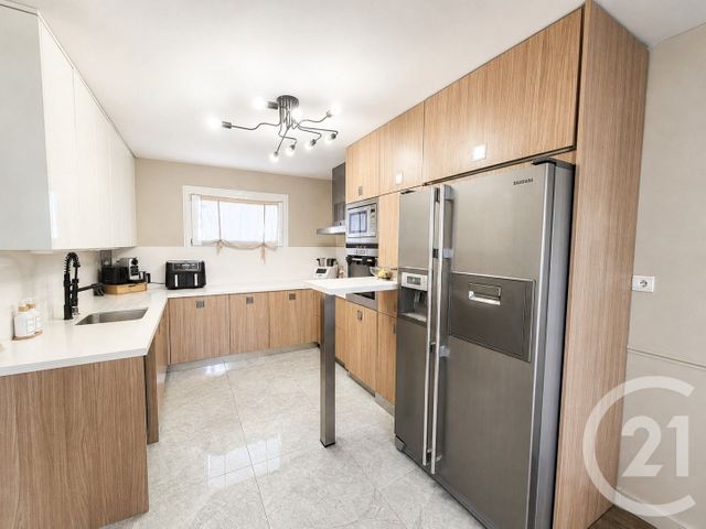 Appartement T4 &agrave; vendre - 4 pi&egrave;ces - 97,81 m2 - Cogolin - 83 - PROVENCE-ALPES-COTE-D-AZUR