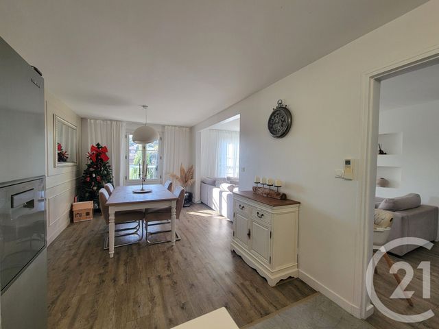 Appartement T4 &agrave; vendre - 4 pi&egrave;ces - 97,81 m2 - Cogolin - 83 - PROVENCE-ALPES-COTE-D-AZUR