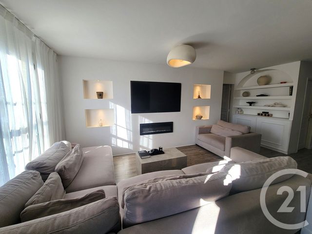 Appartement T4 &agrave; vendre - 4 pi&egrave;ces - 97,81 m2 - Cogolin - 83 - PROVENCE-ALPES-COTE-D-AZUR