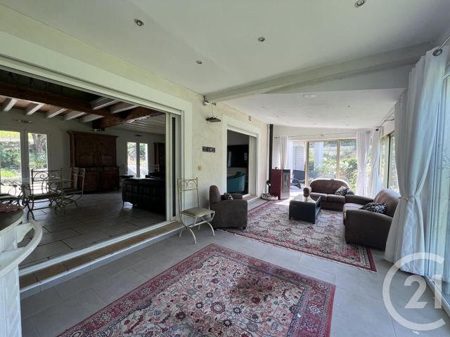 Maison à vendre - 8 pièces - 205 m2 - Le Plan De La Tour - 83 - PROVENCE-ALPES-COTE-D-AZUR