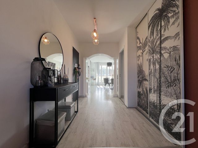 Appartement F4 &agrave; vendre - 4 pi&egrave;ces - 72,35 m2 - Cogolin - 83 - PROVENCE-ALPES-COTE-D-AZUR