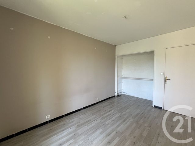 Appartement F4 &agrave; vendre - 4 pi&egrave;ces - 72,35 m2 - Cogolin - 83 - PROVENCE-ALPES-COTE-D-AZUR