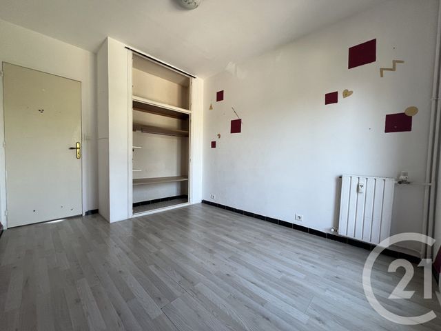 Appartement F4 &agrave; vendre - 4 pi&egrave;ces - 72,35 m2 - Cogolin - 83 - PROVENCE-ALPES-COTE-D-AZUR