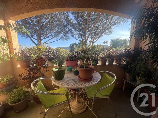 Afficher la photo en grand Appartement F3 à vendre - 3 pièces - 78,34 m2 - Cogolin - 83 - PROVENCE-ALPES-COTE-D-AZUR