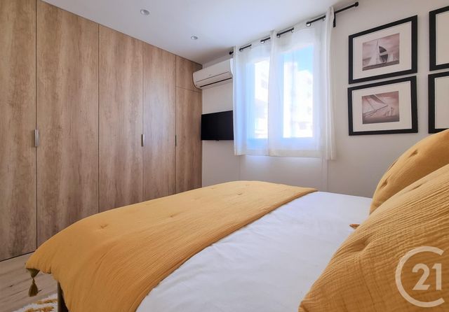 Appartement F3 à vendre - 3 pièces - 65,84 m2 - ST TROPEZ - 83 - PROVENCE-ALPES-COTE-D-AZUR Appartement F3 à vendre - 3 pièces - 65,84 m2 - ST TROPEZ - 83 - PROVENCE-ALPES-COTE-D-AZUR