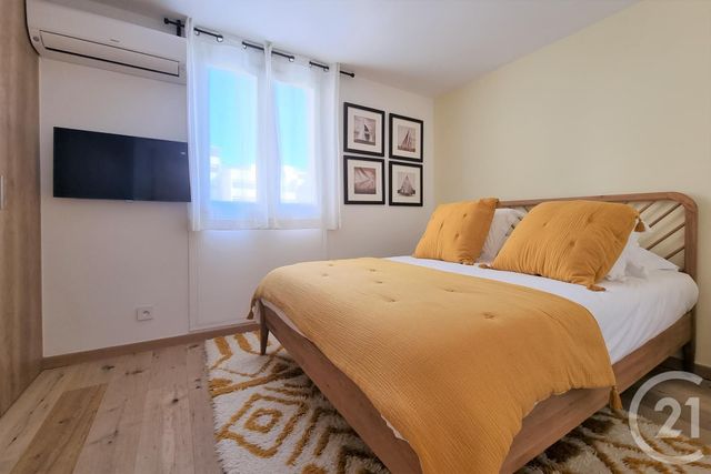 Appartement F3 à vendre - 3 pièces - 65,84 m2 - ST TROPEZ - 83 - PROVENCE-ALPES-COTE-D-AZUR Appartement F3 à vendre - 3 pièces - 65,84 m2 - ST TROPEZ - 83 - PROVENCE-ALPES-COTE-D-AZUR