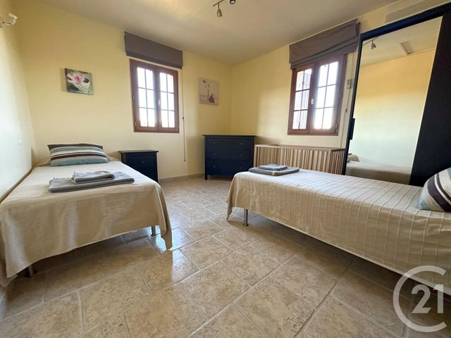 Maison à vendre - 6 pièces - 250 m2 - Cogolin - 83 - PROVENCE-ALPES-COTE-D-AZUR