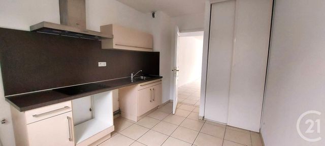 Appartement F4 à vendre - 4 pièces - 83 m2 - La Croix Valmer - 83 - PROVENCE-ALPES-COTE-D-AZUR