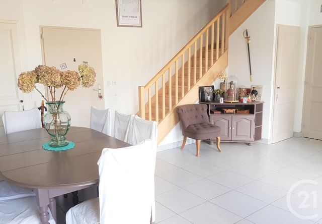 Appartement Duplex à vendre - 4 pièces - 105 m2 - ST TROPEZ - 83 - PROVENCE-ALPES-COTE-D-AZUR Appartement Duplex à vendre - 4 pièces - 105 m2 - ST TROPEZ - 83 - PROVENCE-ALPES-COTE-D-AZUR