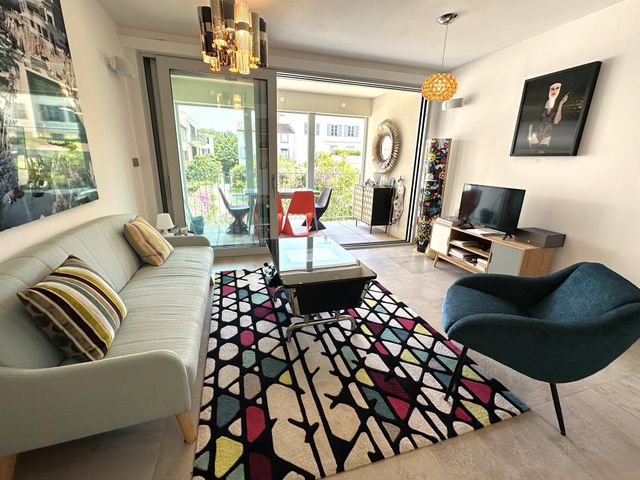 appartement - ST TROPEZ - 83