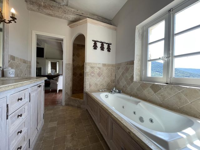 Maison à vendre - 8 pièces - 285,63 m2 - Le Plan De La Tour - 83 - PROVENCE-ALPES-COTE-D-AZUR