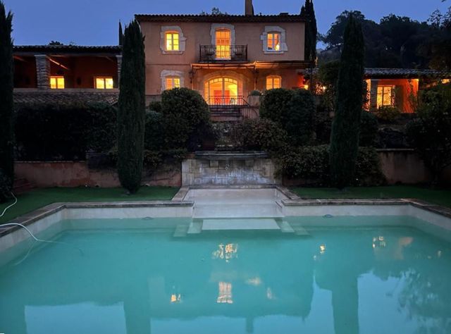 Maison à vendre - 8 pièces - 285,63 m2 - Le Plan De La Tour - 83 - PROVENCE-ALPES-COTE-D-AZUR