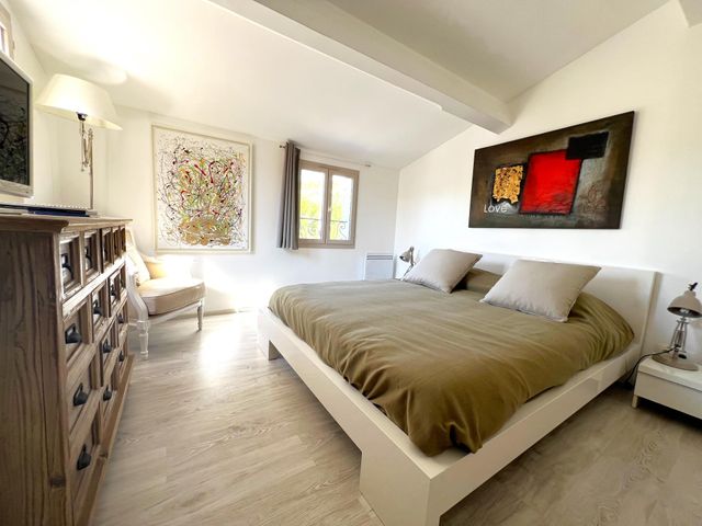 Maison à vendre - 5 pièces - 168 m2 - Grimaud - 83 - PROVENCE-ALPES-COTE-D-AZUR